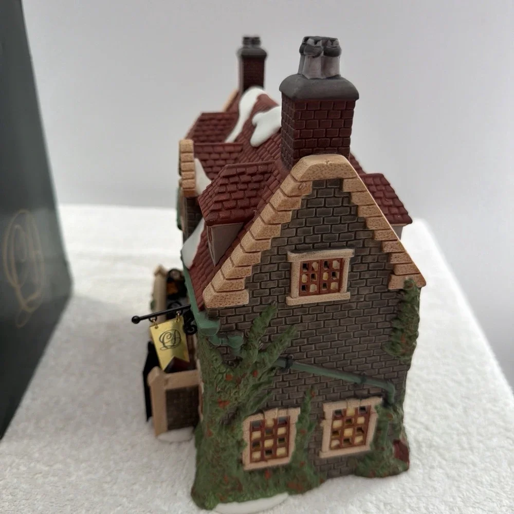 Dept 56 Dickens Village Dedlock Arms 3rd Edition Signature Series Retired 57525